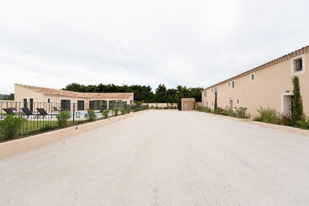サロン＝ド＝プロヴァンス Maison Reglisse Du Mas Lou Capyヴィラ エクステリア 写真